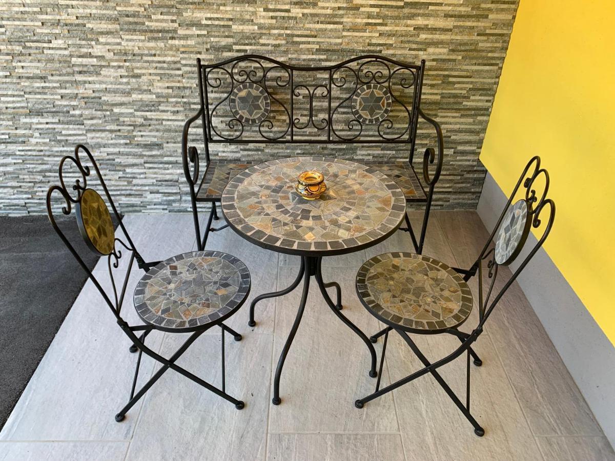 Apartmaji Pr' Nas Lasko ภายนอก รูปภาพ